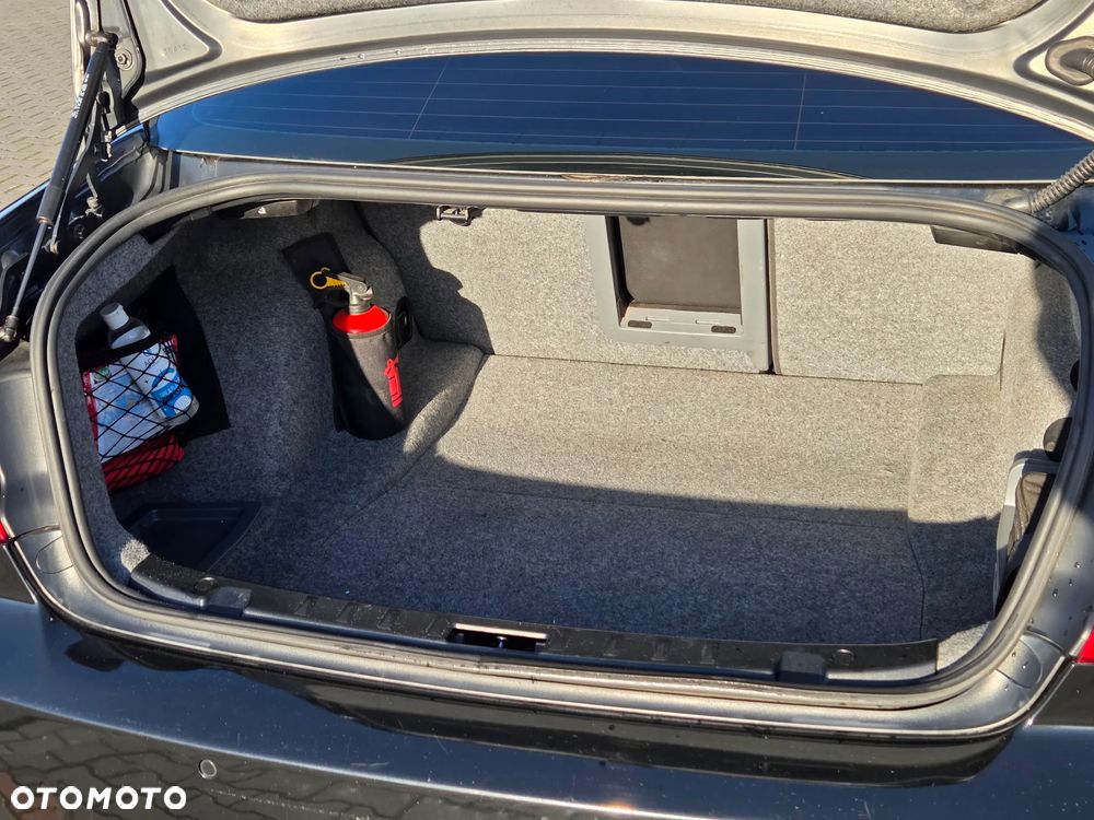 BMW Seria 3 335i xDrive M Sport Edition - 17