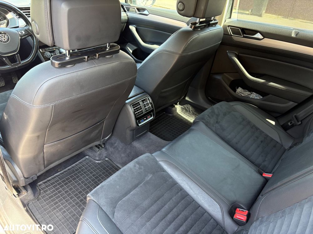 Volkswagen Passat - 8