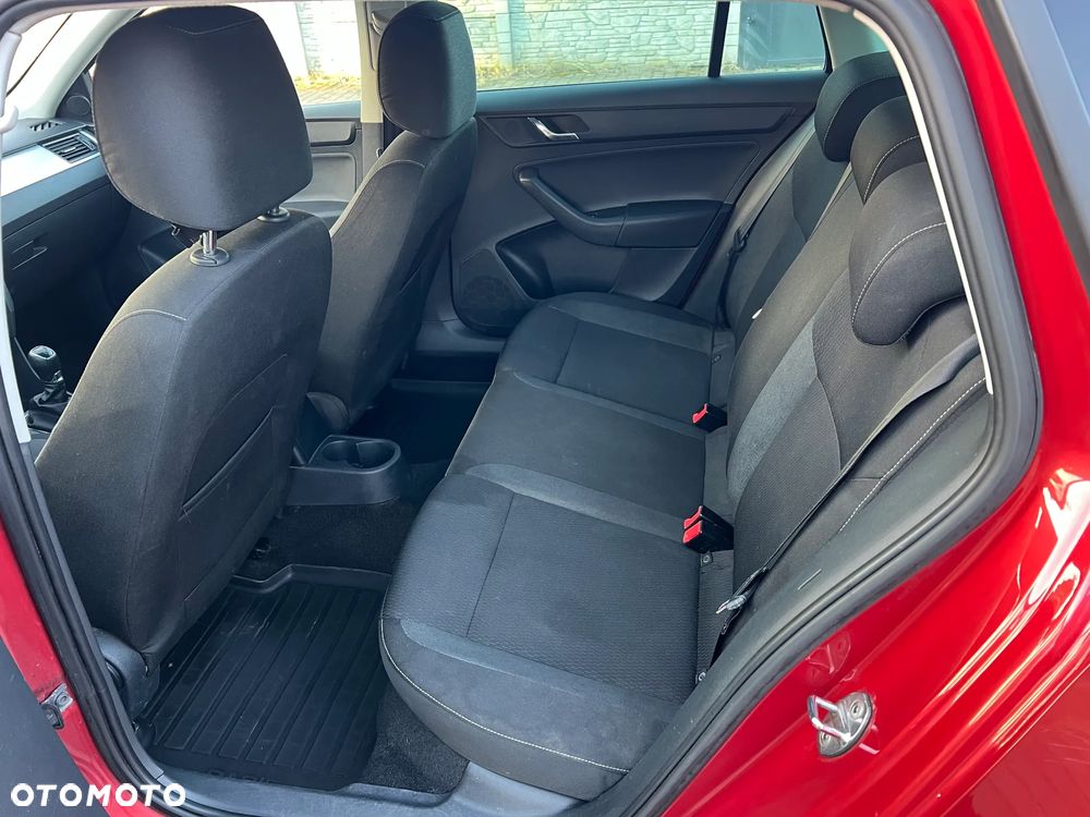 Skoda RAPID 1.2 TSI Ambition Green tec - 11