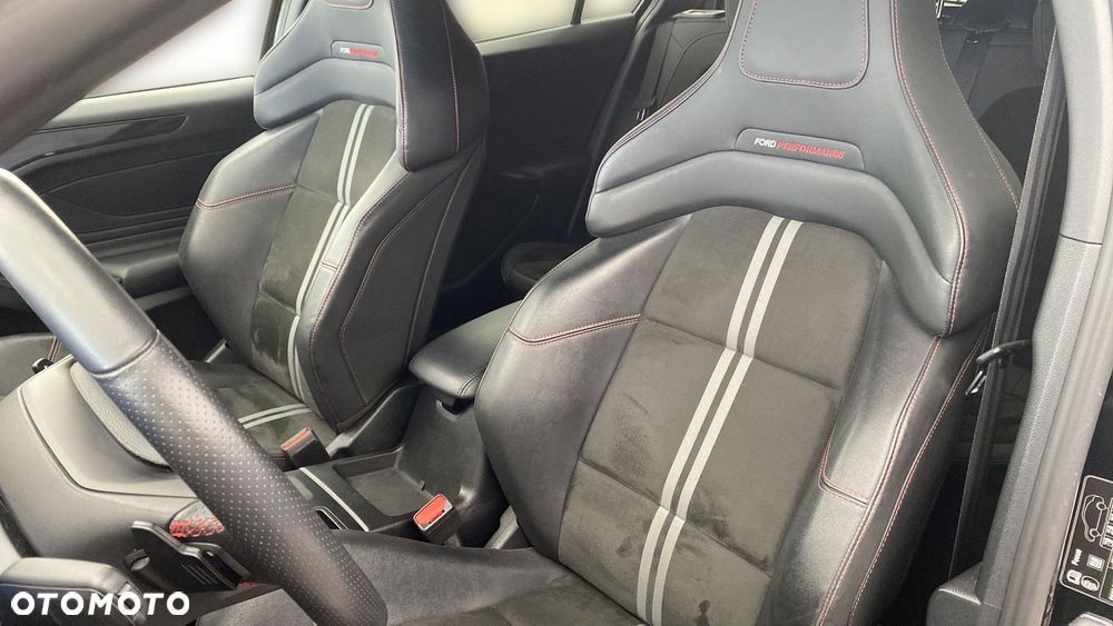Ford Focus 2.3 EcoBoost ST X - 11