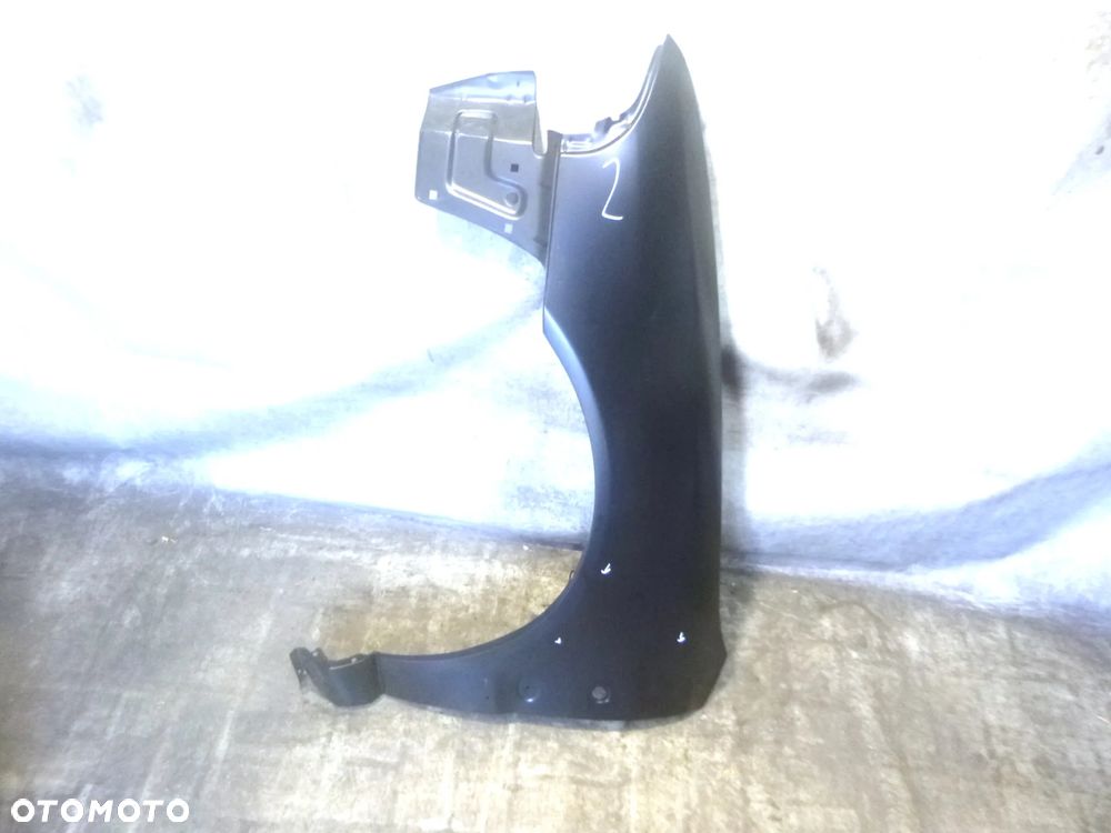 audi a4 b5 95r- błotnik przód nowy lewy przedni na znaczek - 1