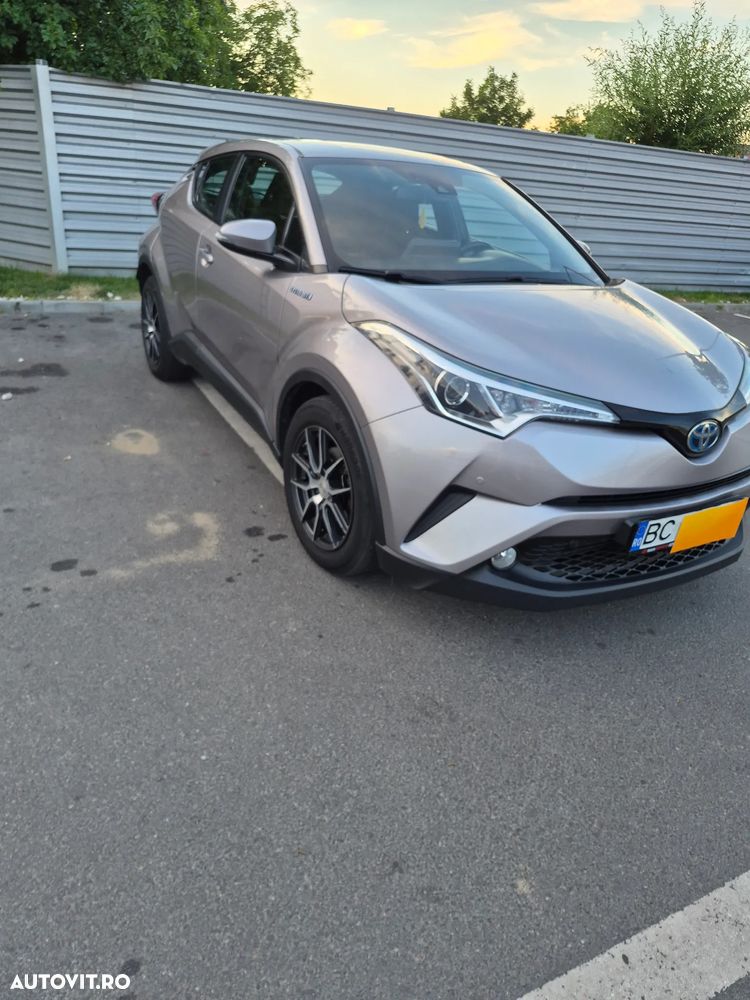 Toyota C-HR 1.8 HSD 122 CP 4x2 CVT C-ult Style - 12