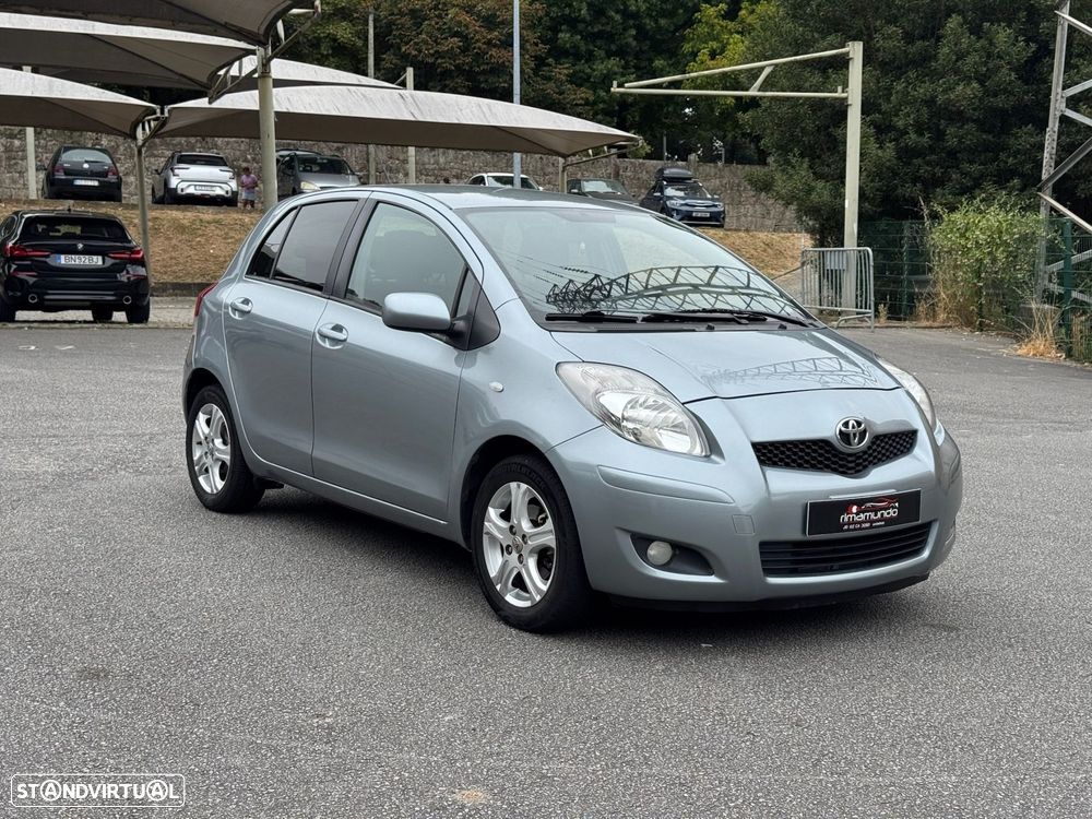 Toyota Yaris - 2