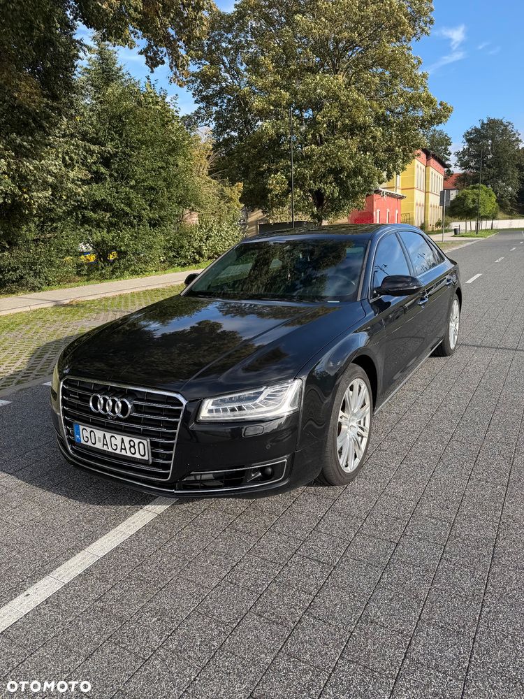 Audi A8 - 1