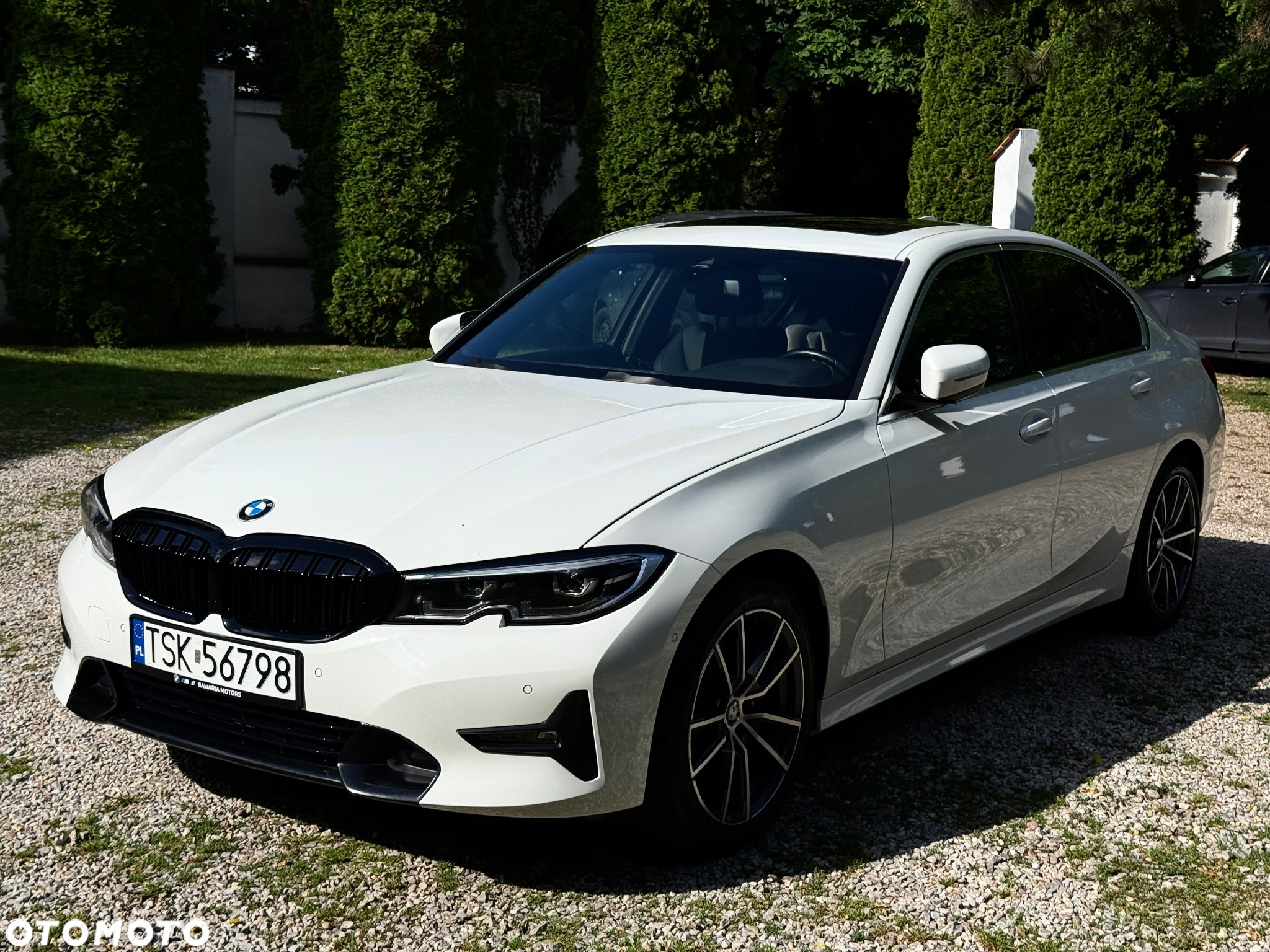 BMW Seria 3 330i xDrive - 5