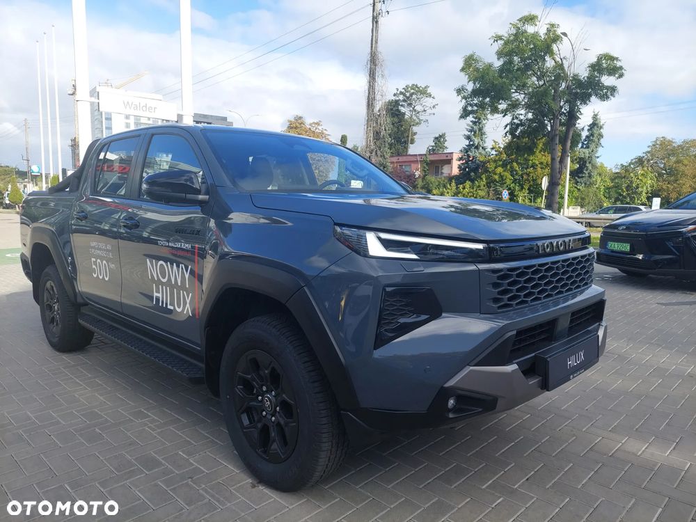Toyota Hilux 2.8 D-4D mHEV Double Cab Invincible 4x4 - 2