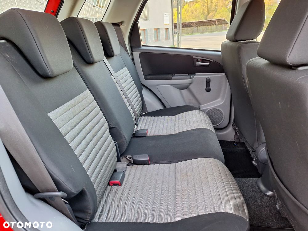 Suzuki SX4 Classic 1.6 VVT 4x4 Style - 25
