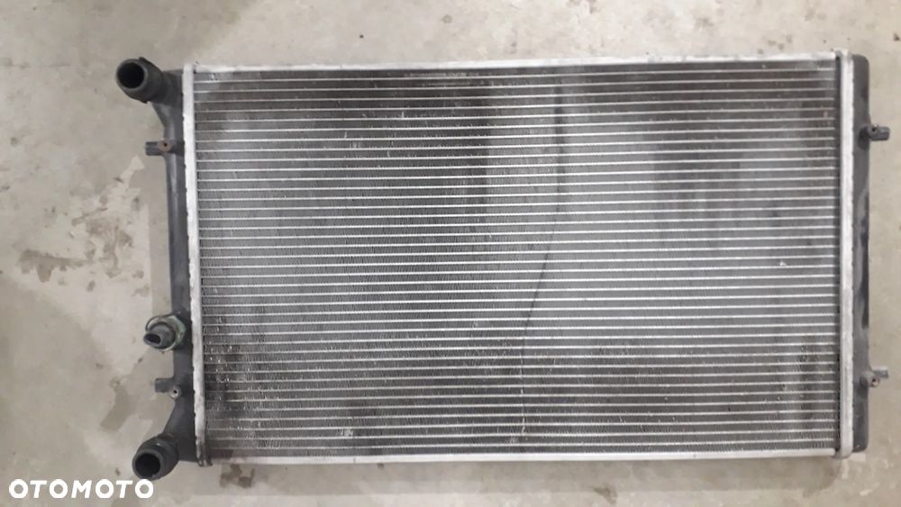 chłodnica wody A3 8L 1.6 lift AVU - 1