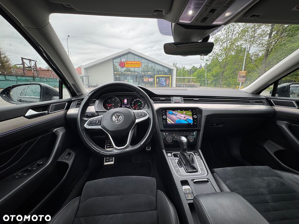 Volkswagen Passat 2.0 TDI Elegance DSG - 14