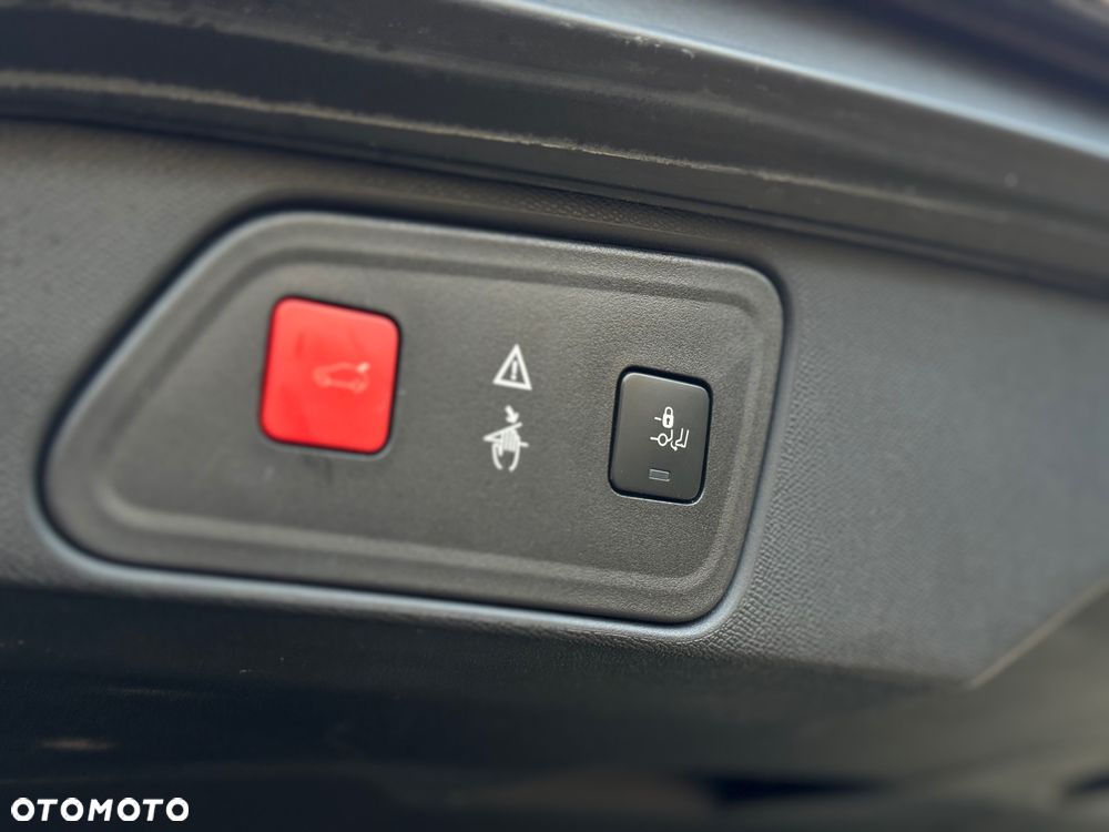 Peugeot 3008 BlueHDi 180 Stop & Start EAT6 GT - 26