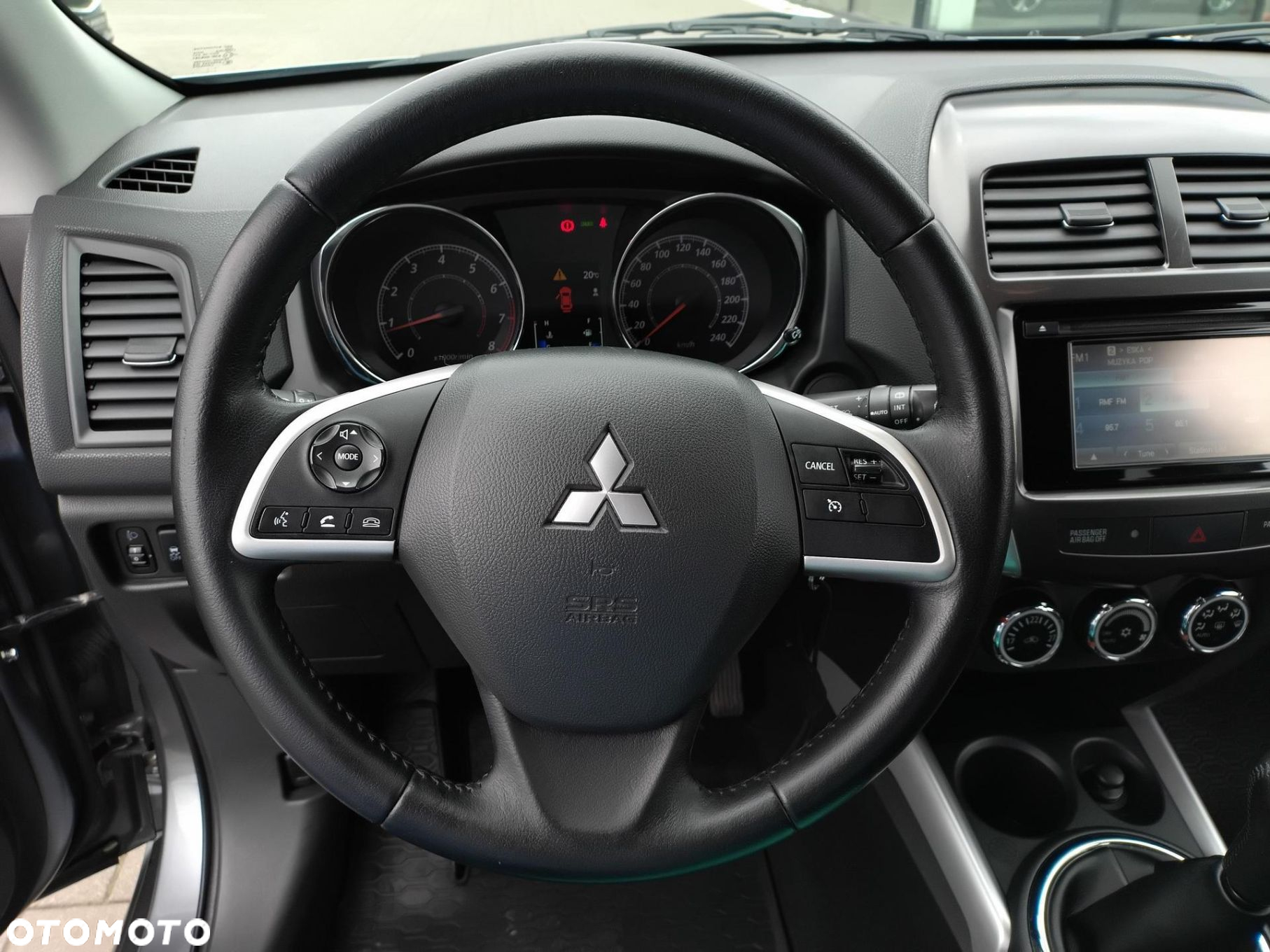 Mitsubishi ASX 1.6 Intense - 10