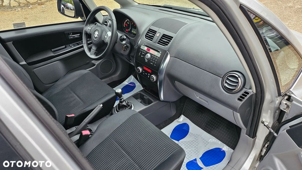 Suzuki SX4 2.0 DDiS Topline Edition 4WD - 28