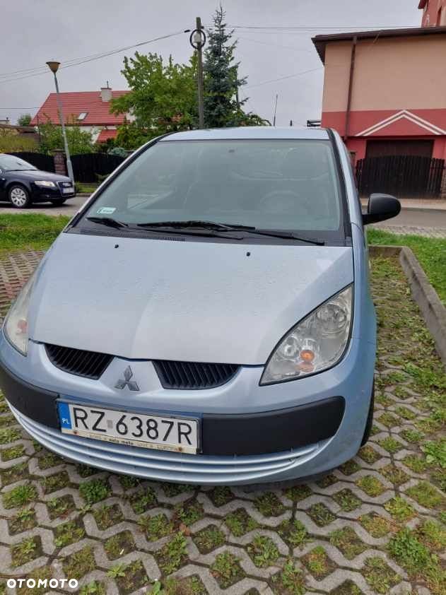Mitsubishi Colt - 3