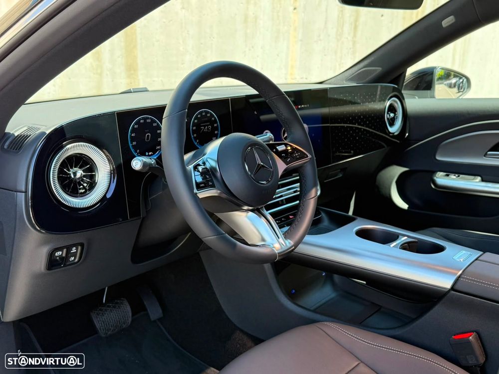 Mercedes-Benz CLA 250+ EQ Shooting Brake - 10