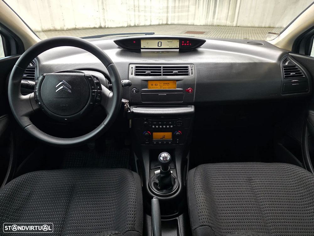 Citroën C4 1.6 HDi Exclusive Airdream - 30