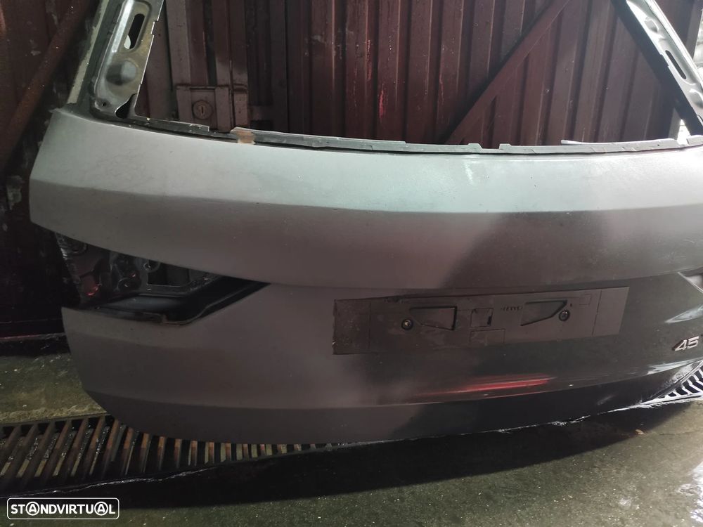 Audi Q3 F3 / TAMPA DA MALA - M336 - 4