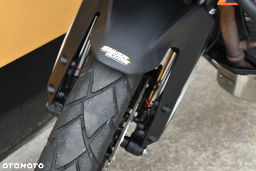 KTM Adventure - 24