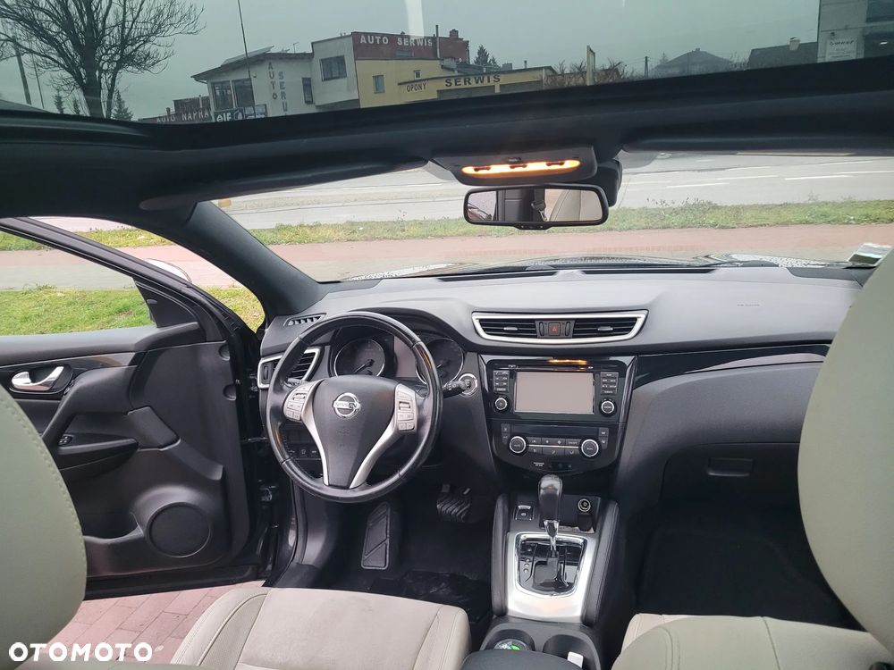 Nissan Qashqai 1.6 dCi Xtronic TEKNA+ - 14