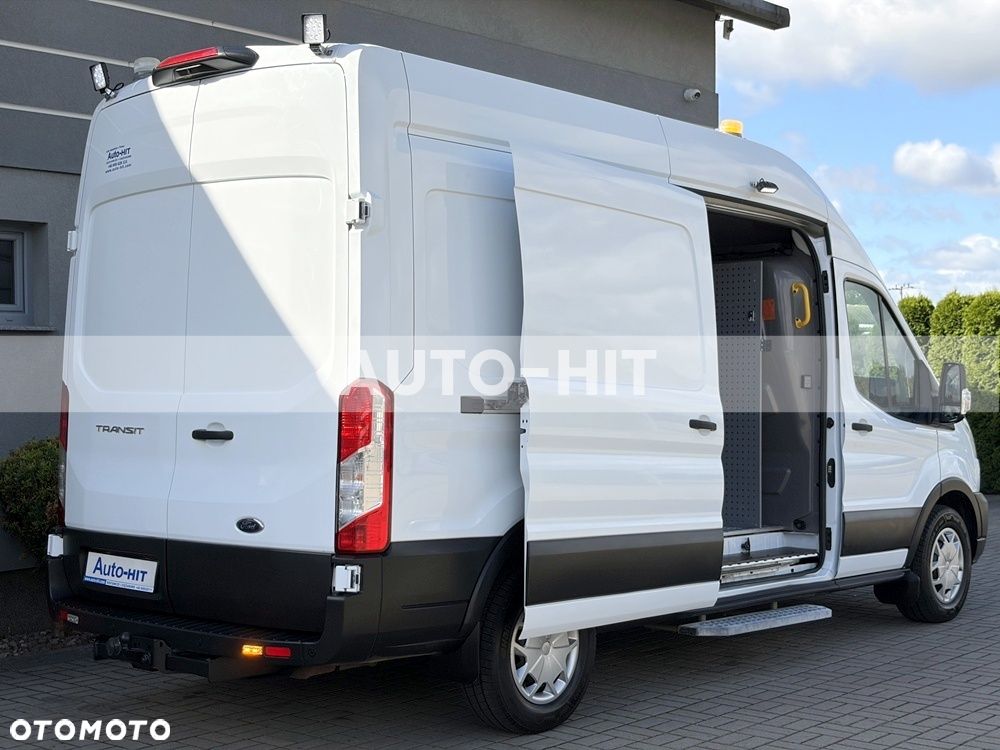 Ford Transit - 12