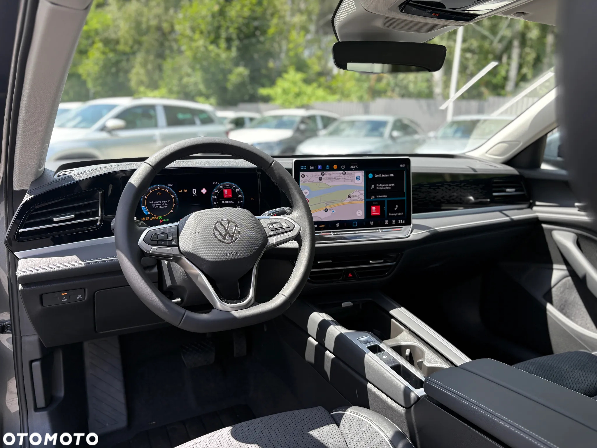 Volkswagen Passat 1.5 TSI ACT mHEV Business Plus DSG - 14