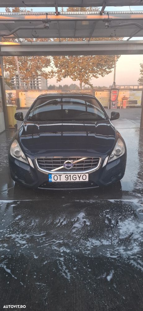 VOLVO S60 2011 — imagine 21