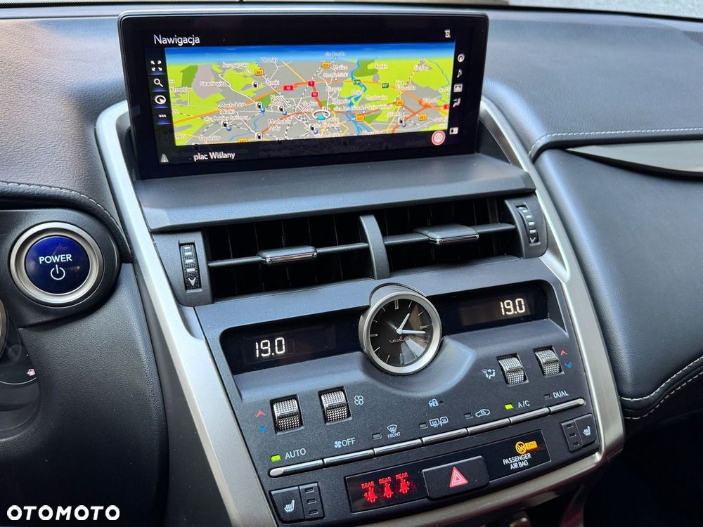 Lexus NX 300h F Impression AWD - 15