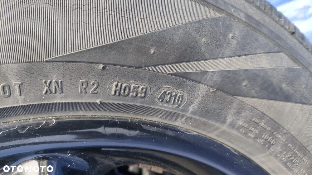 FELGI OPONY KOŁA ZIMOWE PIRELLI SCORPION ICE & SNOW 235/65R17 235 65 17 1096159 5X120 ET40 BMW X5 E53 - 12