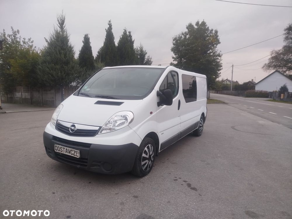 Opel Vivaro - 10