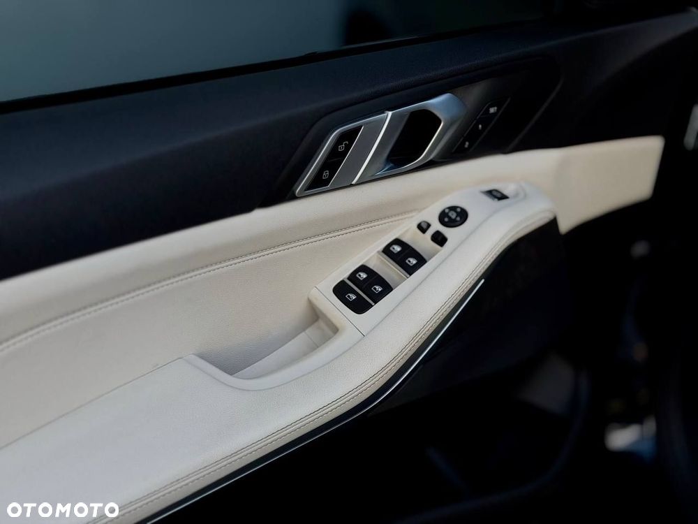 BMW X5 xDrive40i mHEV sport - 17