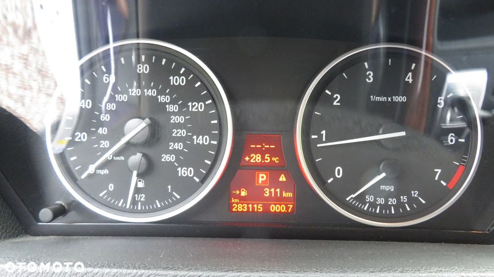 BMW X5 4.8i xDrive - 5