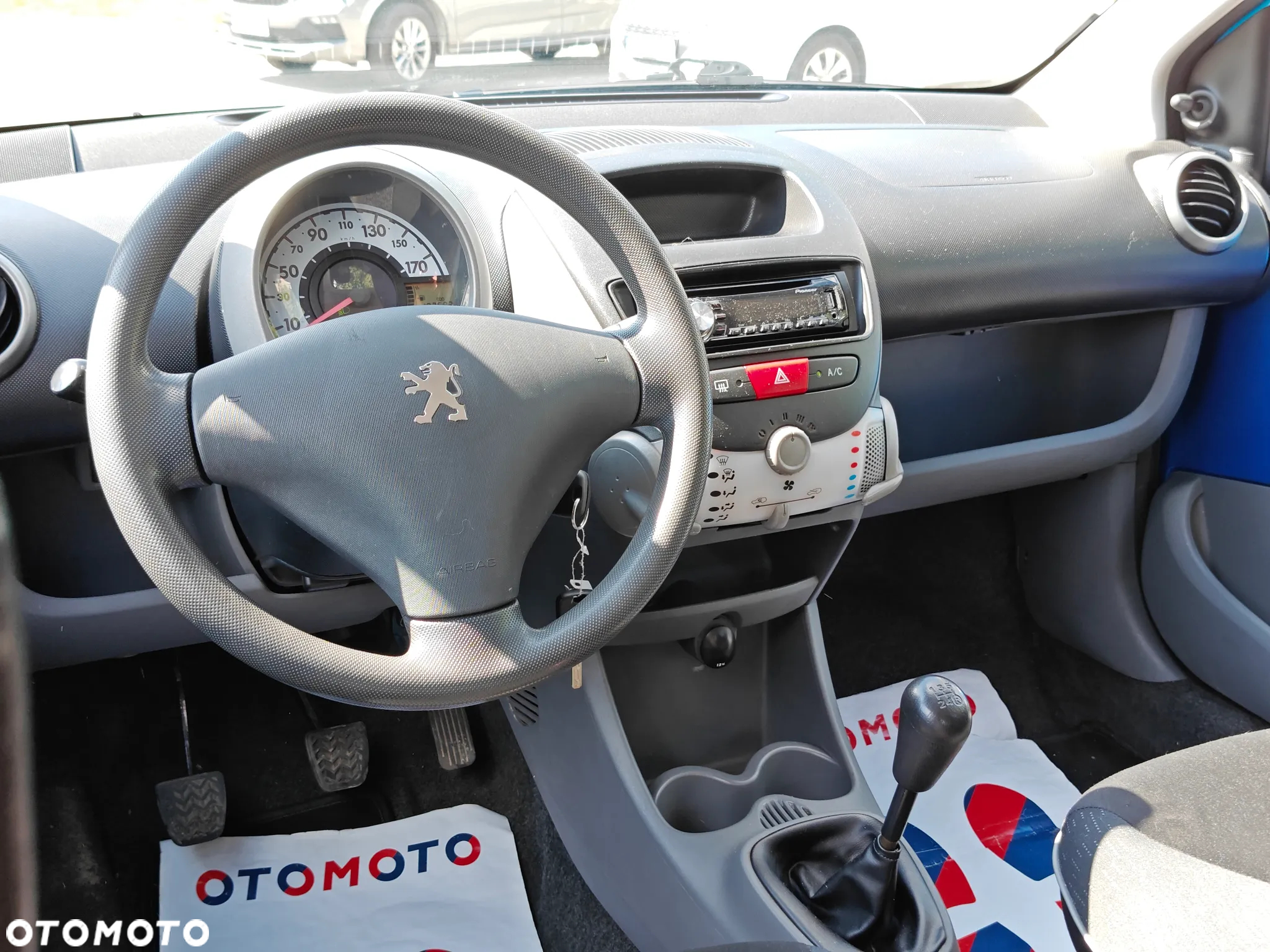 Peugeot 107 1.4 HDI Trendy - 6