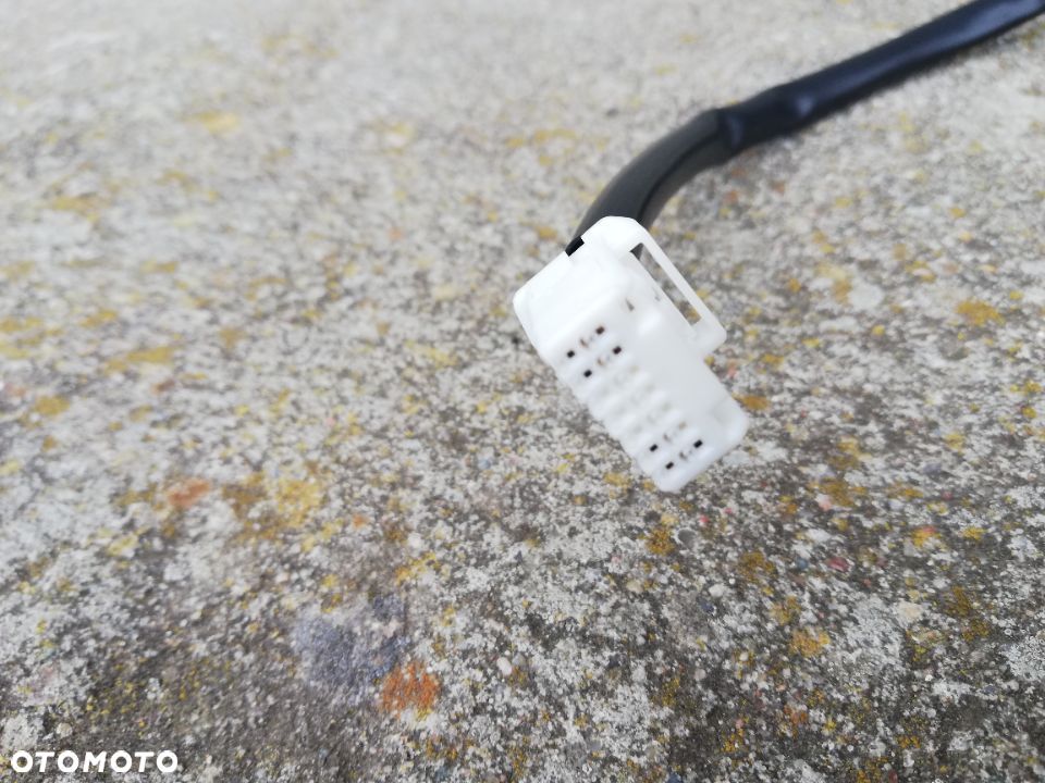 LUSTERKO PRAWE TOYOTA AVENSIS T27 2008-2015 - NOWE 7pin - 3