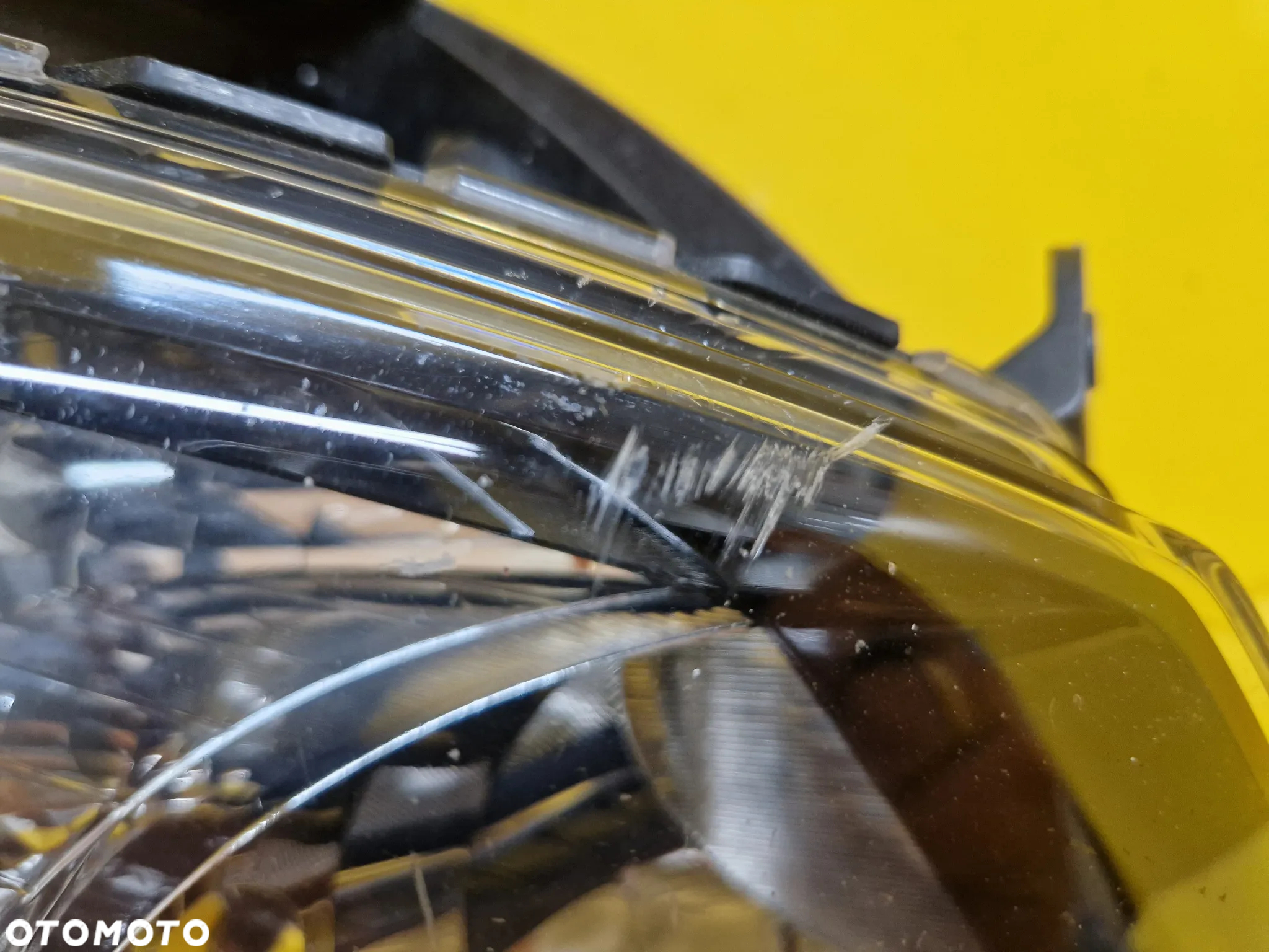 HYUNDAI IX20 HALOGEN PRAWY PRZOD - 3