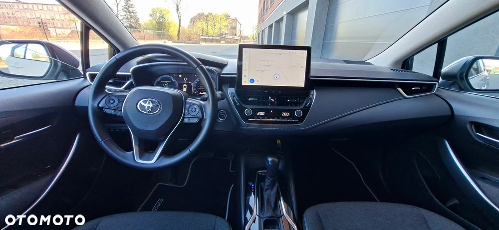 Toyota Corolla 1.8 Hybrid Comfort - 24