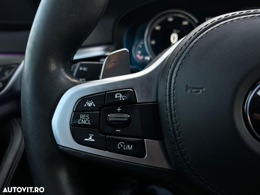 BMW Seria 5 530e AT PHEV - 27