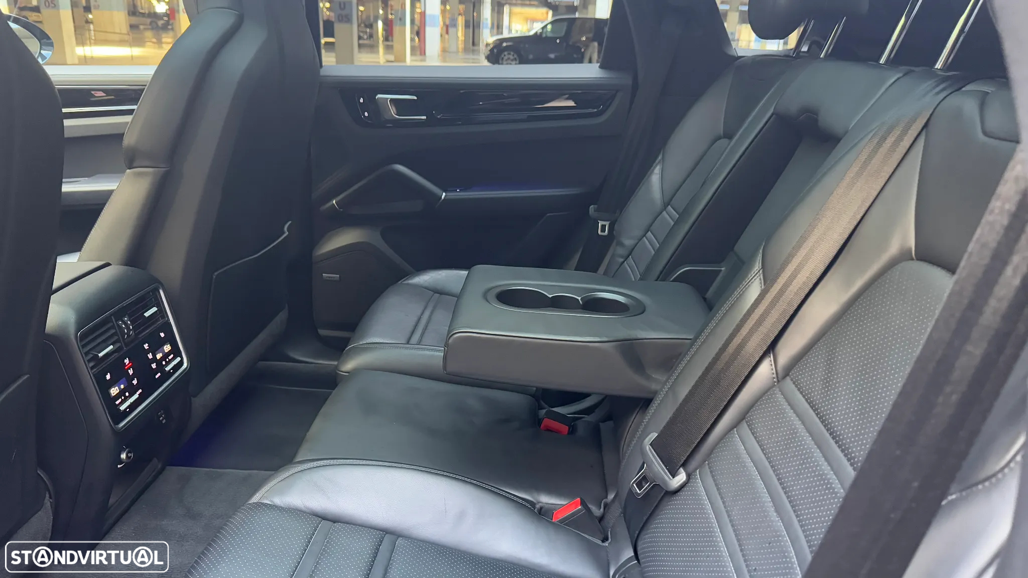 Porsche Cayenne S - 37
