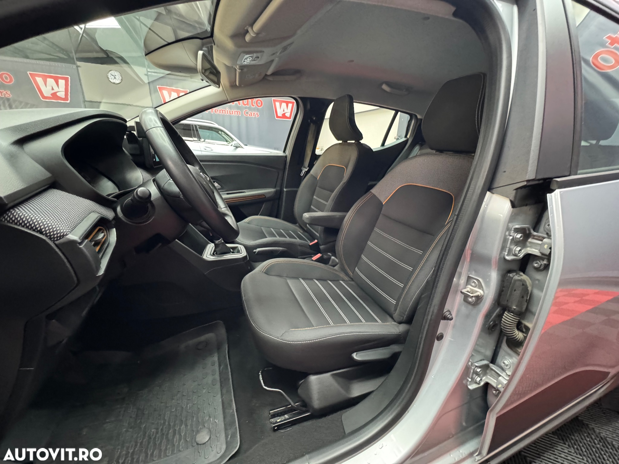 Dacia Sandero - 10