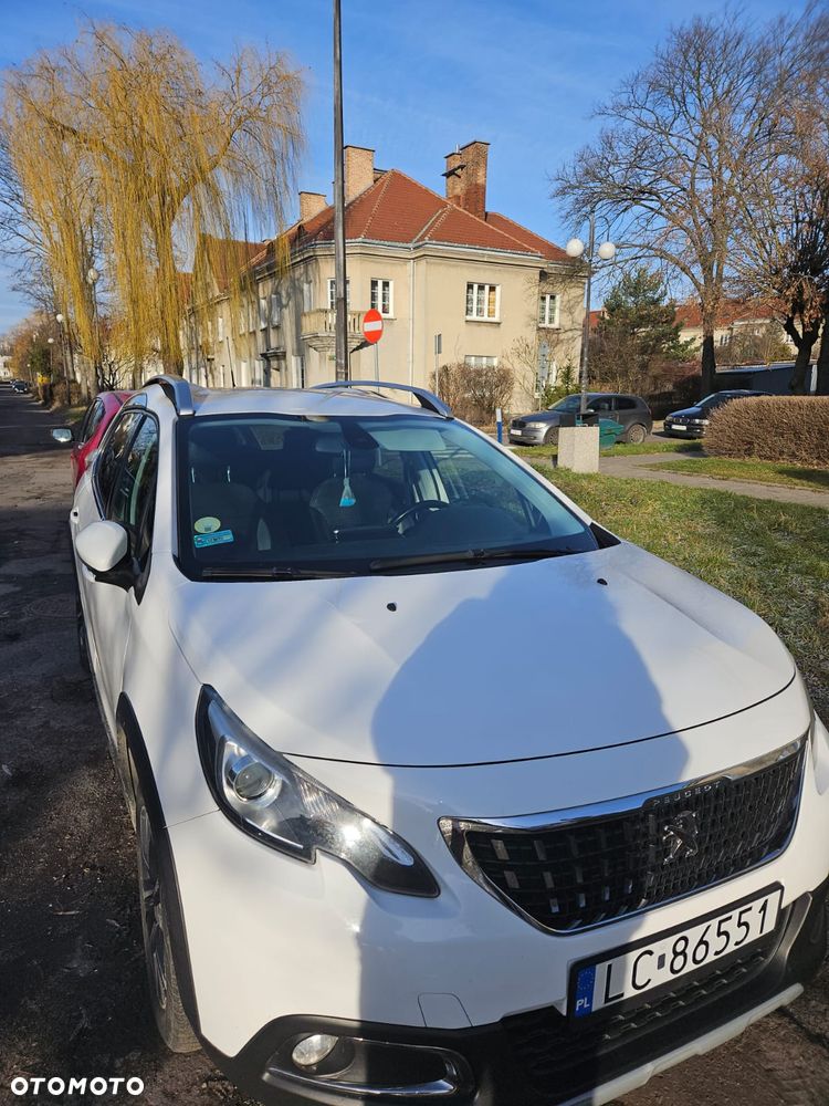 Peugeot 2008 2017 photo 2
