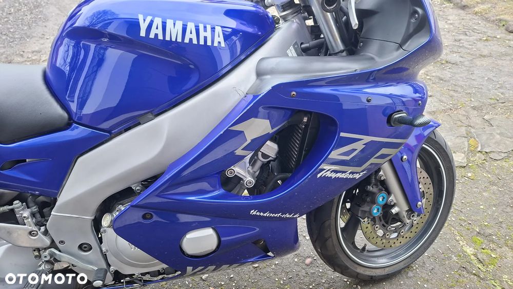 Yamaha Thunderace - 3