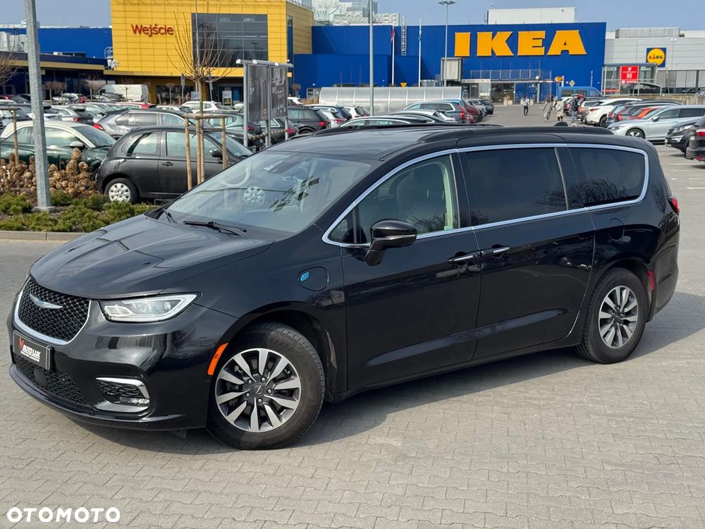 Chrysler Pacifica - 6