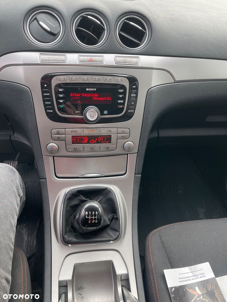 Ford Galaxy 2.0 TDCi Trend - 18