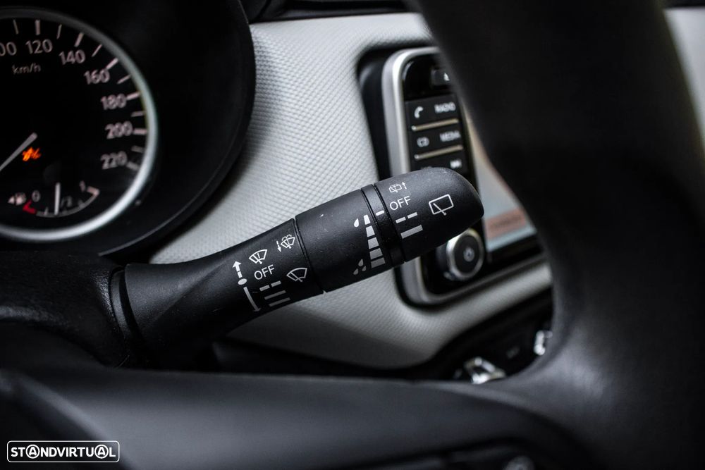 Nissan Micra 1.0 G Acenta - 18