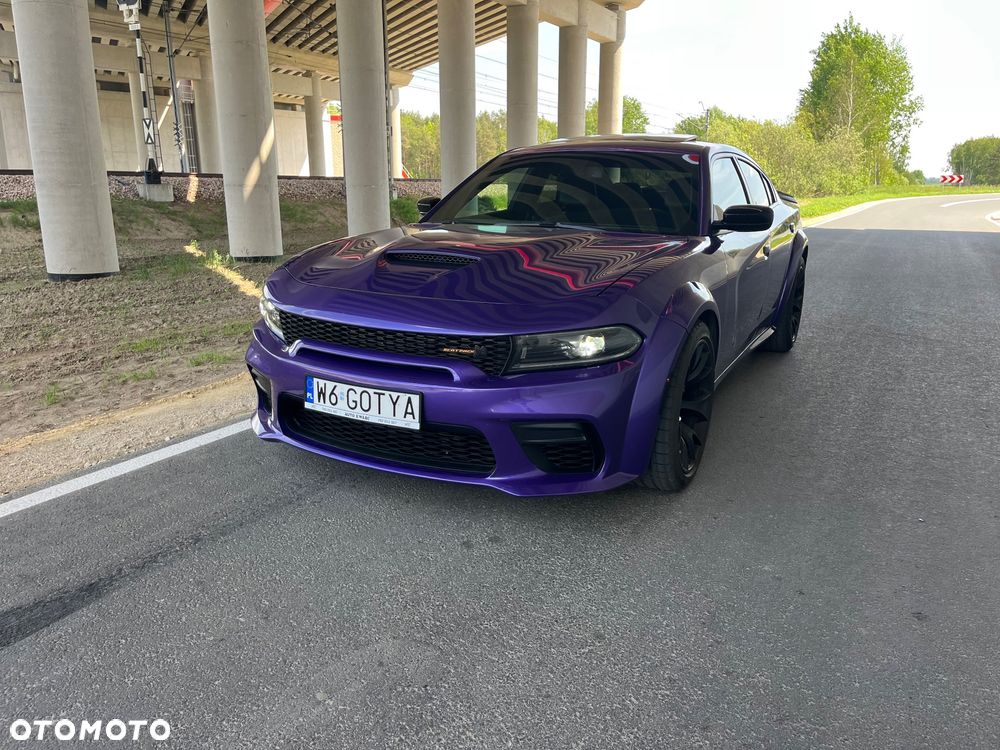 Dodge Charger 6.4 Scat Pack Widebody - 3