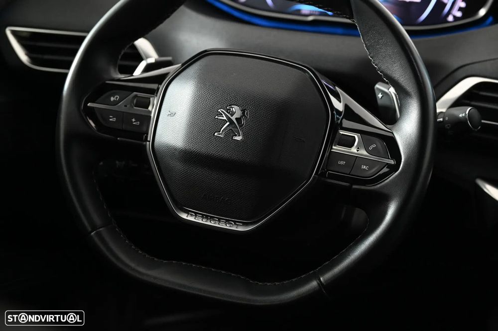 Peugeot 3008 1.2 PureTech Allure Pack EAT8 - 16