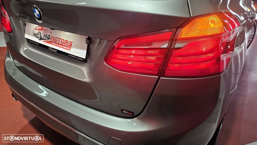 BMW 216 Active Tourer d Line Luxury - 7