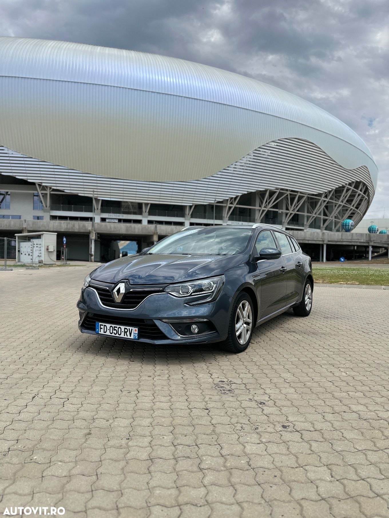 Renault Megane - 1