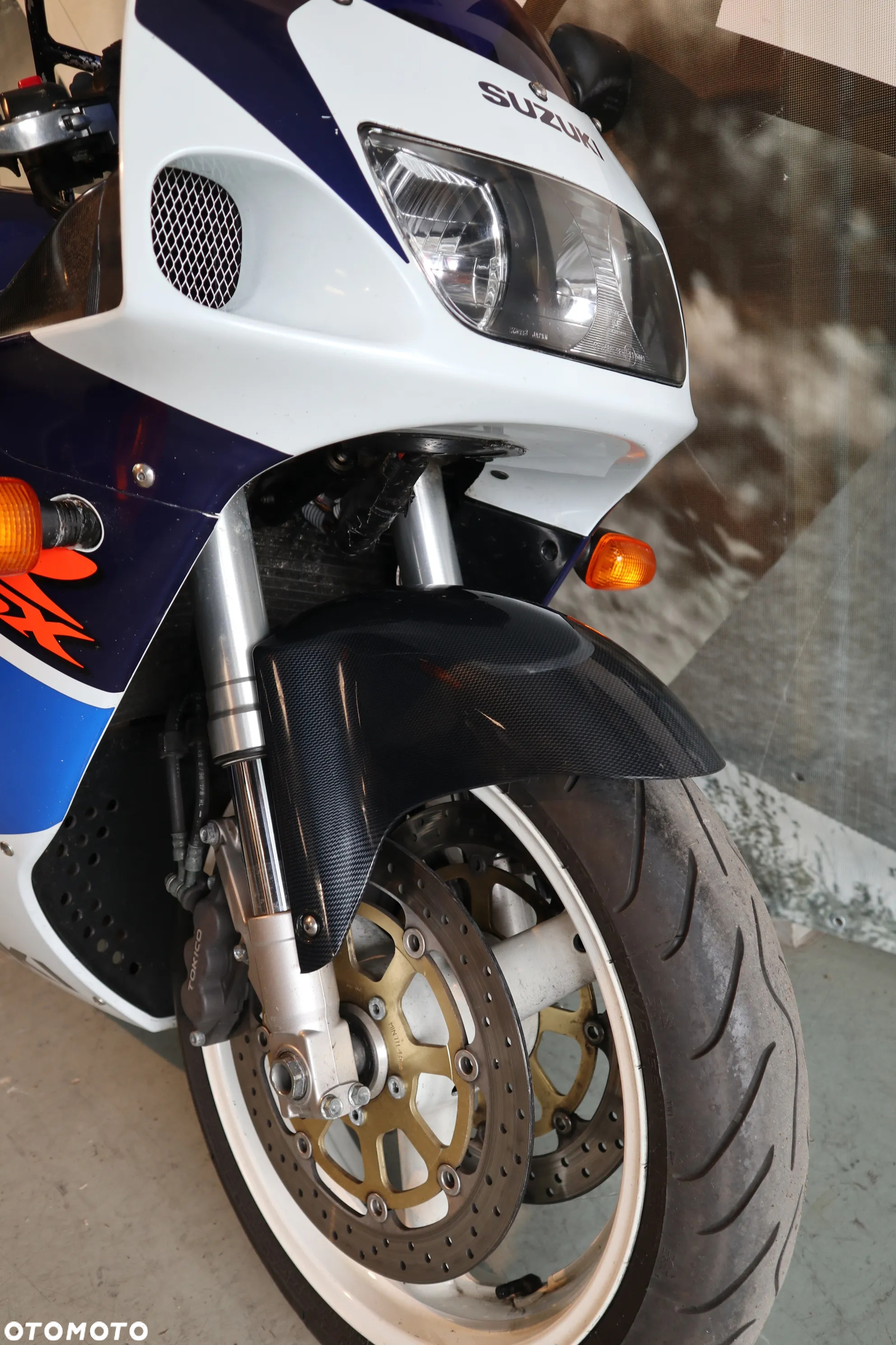 Suzuki GSX-R - 3