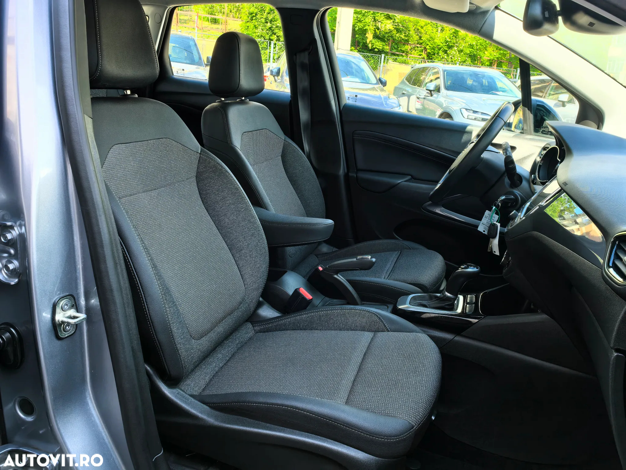 Opel Crossland 1.5 Diesel Automatik Business Elegance - 12