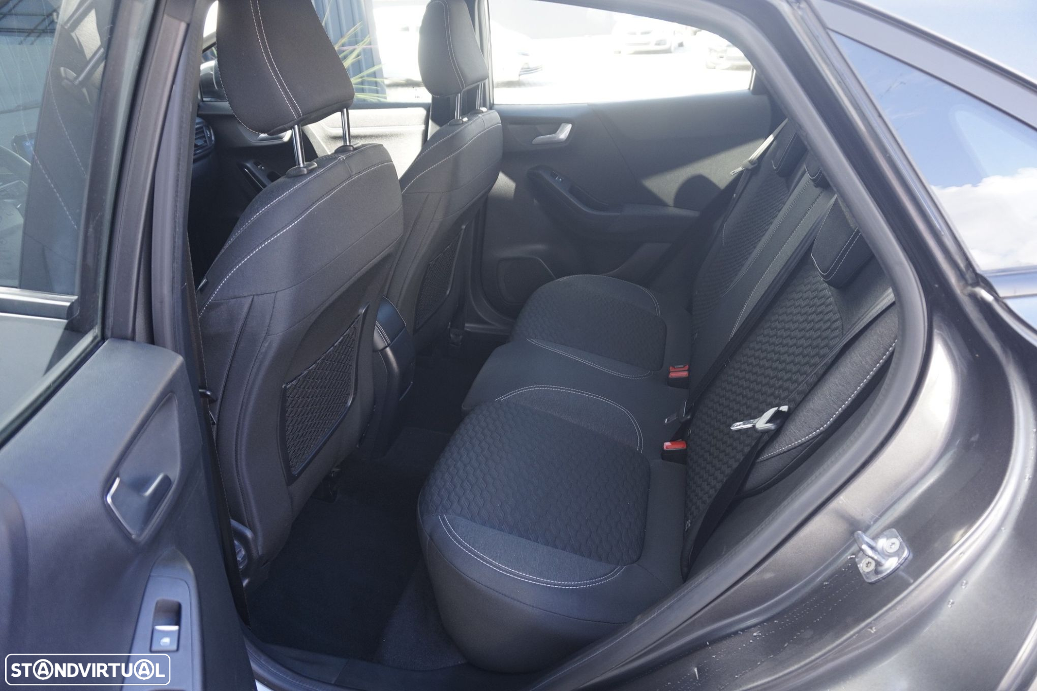 Ford Puma 1.0 EcoBoost MHEV Titanium - 5