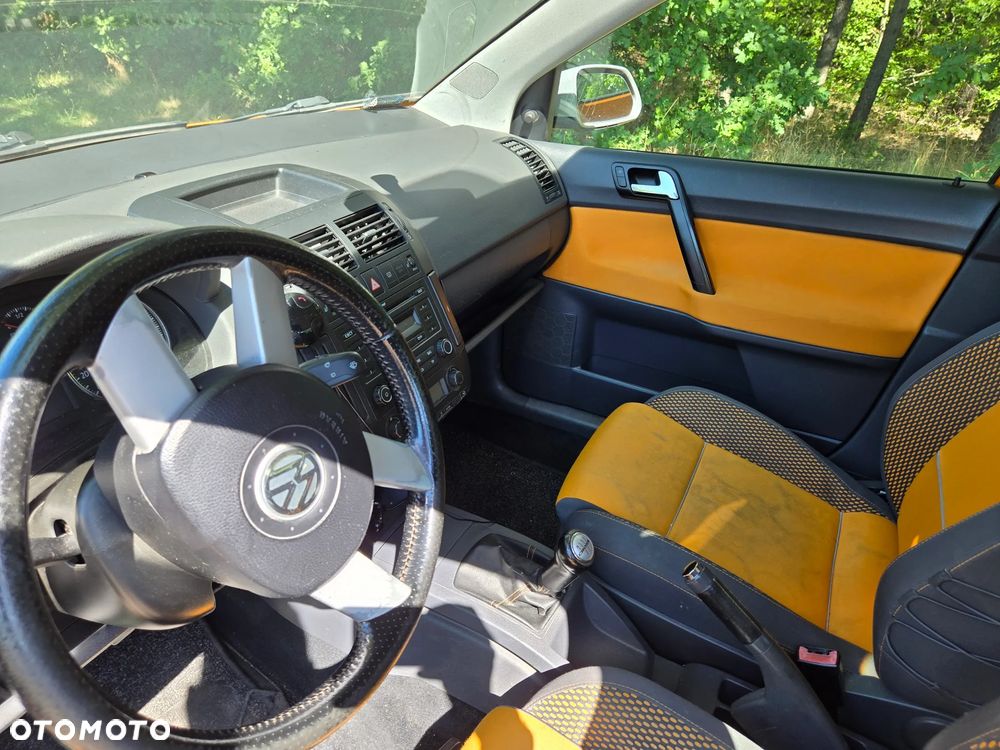Volkswagen Polo Cross 1.4 TDI - 4